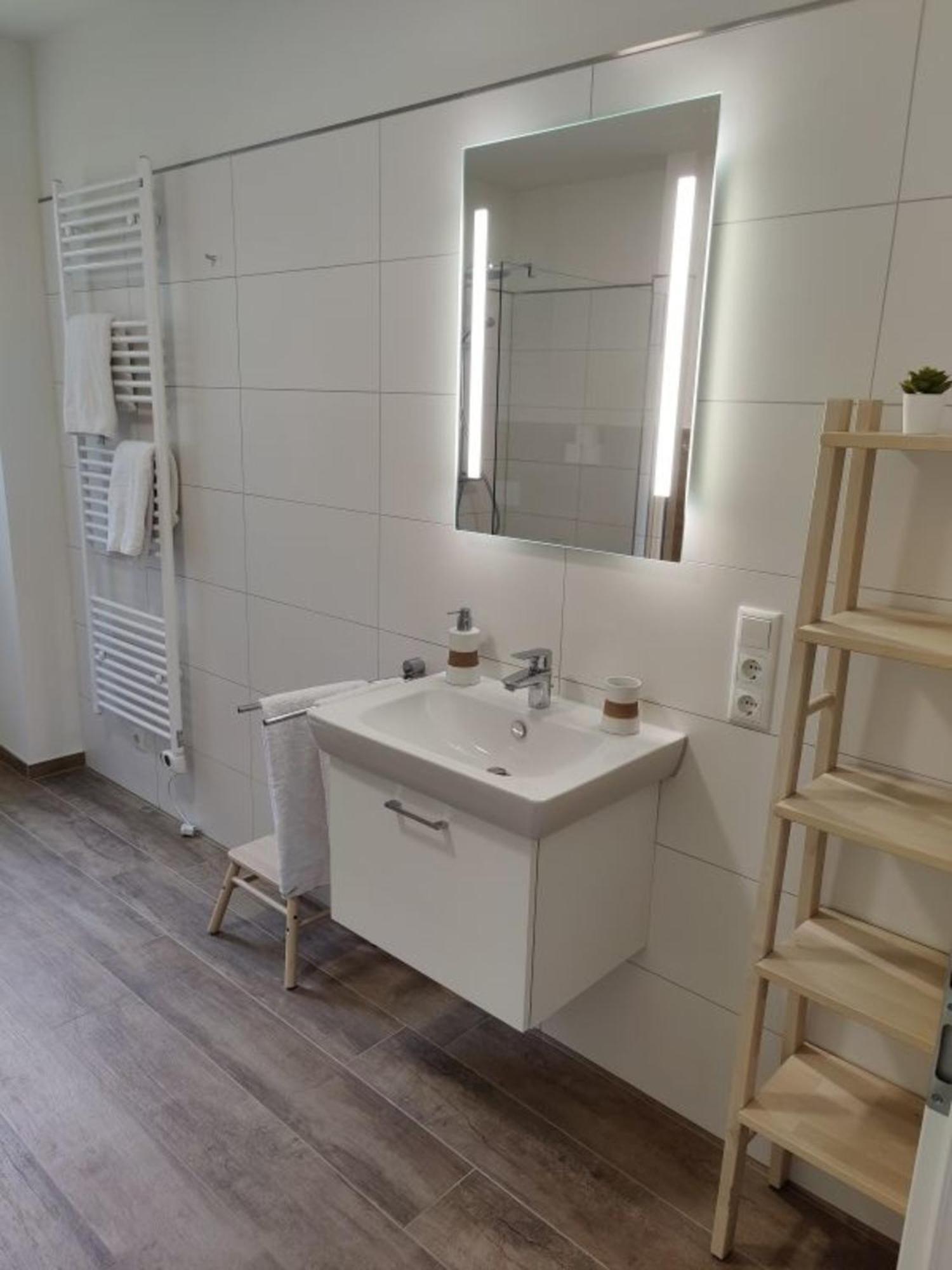 Haus Albatros Og - Exklusive Fewo Fuer 4 Personen Dangast Exteriör bild